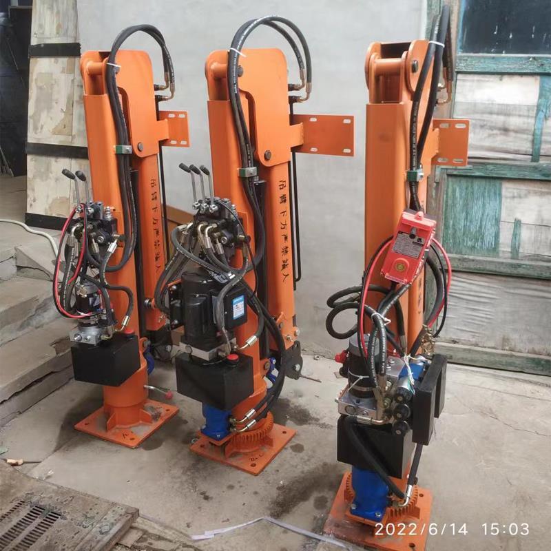 黄埔区重汽蓝牌随车吊 3.2吨 国六动力强 液压驱动 农用自卸起重机